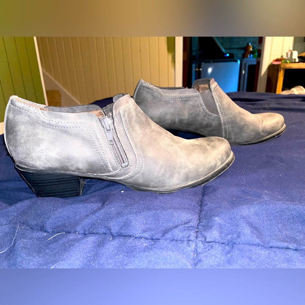 Naturalizer Soul Wedge Ankle Boots